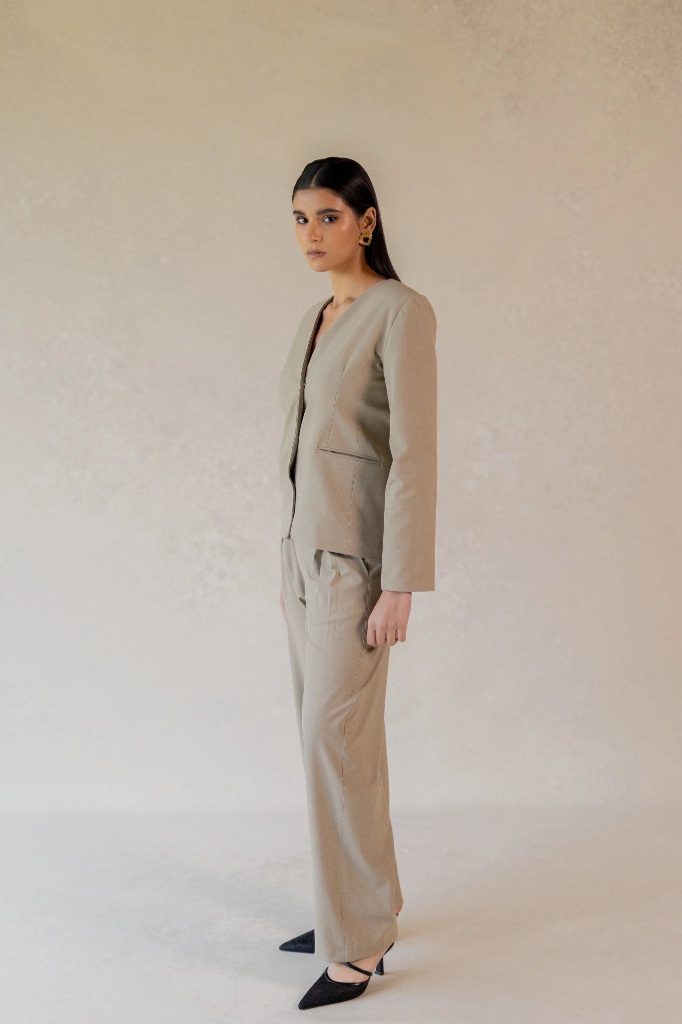 The Solene Suit - Serrè Studios